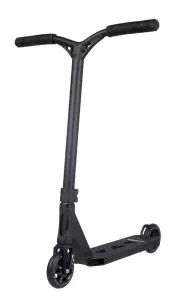 Striker Lux Scooter Black