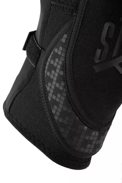Genunchiere GAIN Protection STEALTH
