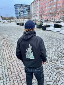 Maty Pekárek Hoodie Snake