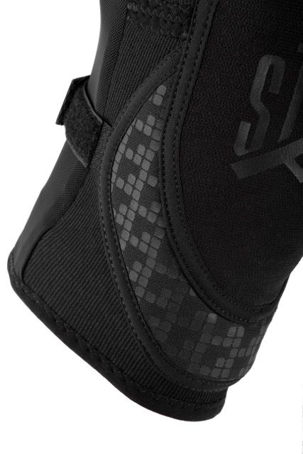 Genunchiere GAIN Protection STEALTH